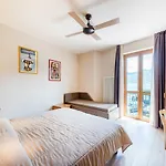 Отель Hotel Argegno